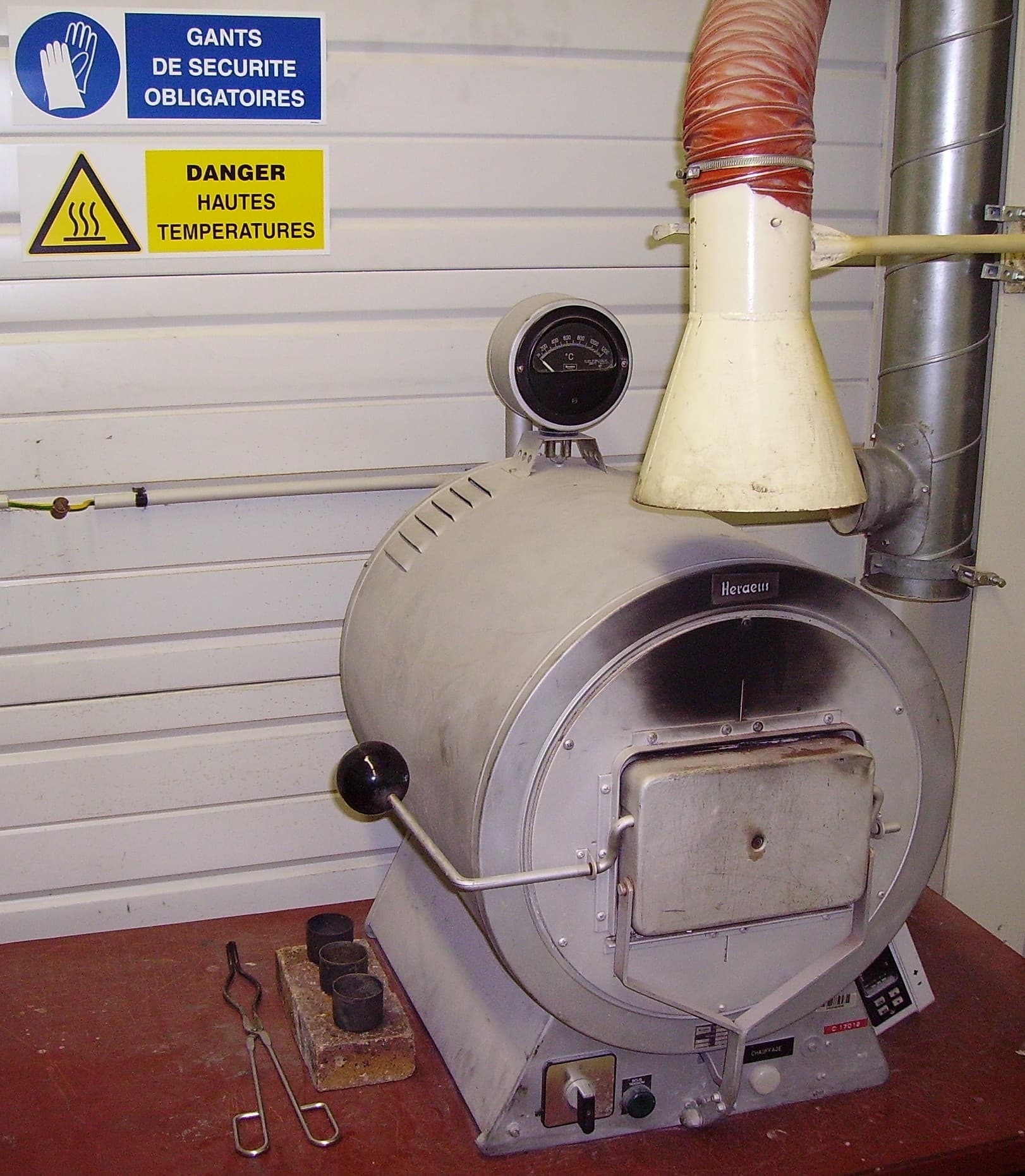 File:Muffle furnace.jpg